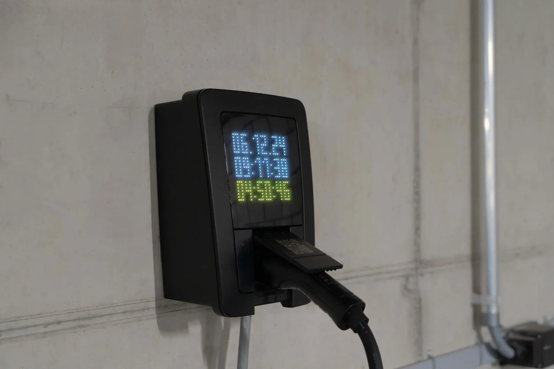 羊毛衫ODM生产中纱线选型与工艺适配的关键技术要点