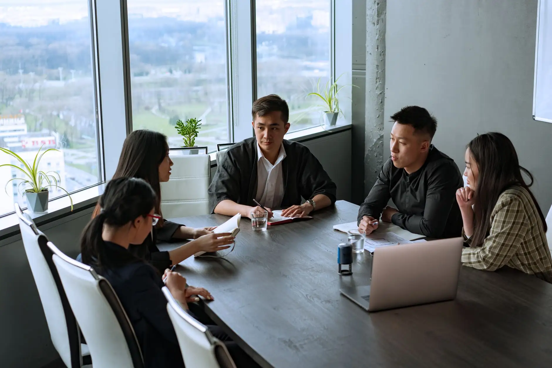 慈溪针织产业带优势分析：羊毛衫外贸代工如何实现快速交付